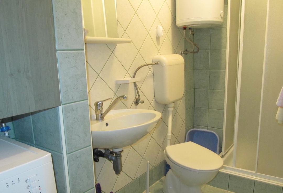 Mira Apartment Cres